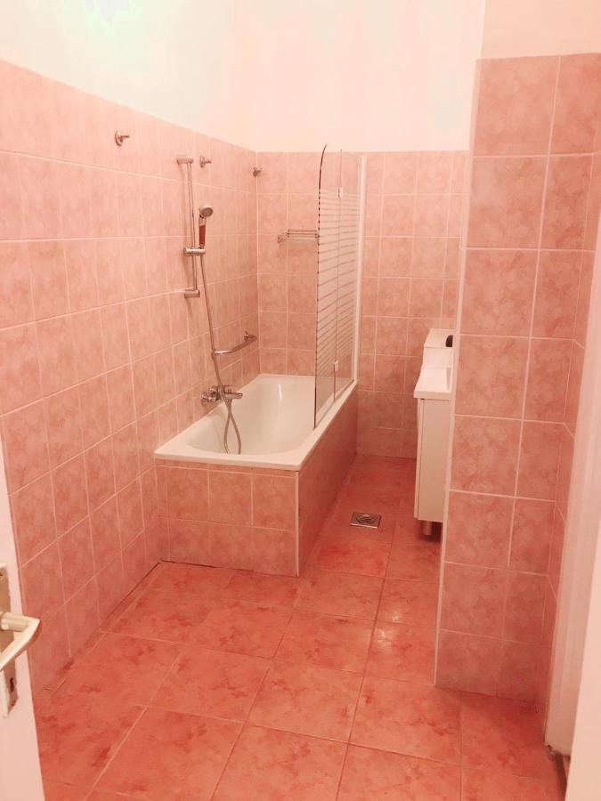 Happy Apartment In The Heart Of Budapest With 2 Rooms エクステリア 写真